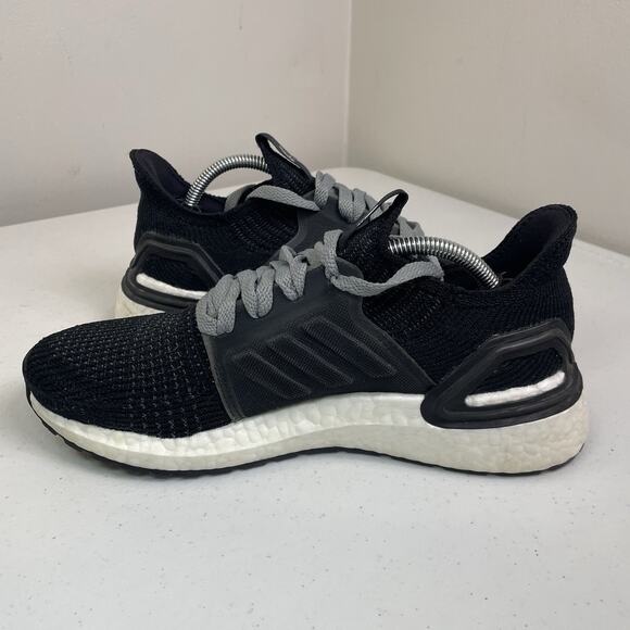 Adidas Women’s Size 7.5 Shoes UltraBoost 19 Core Black Knit Sneaker Running - Picture 9 of 10